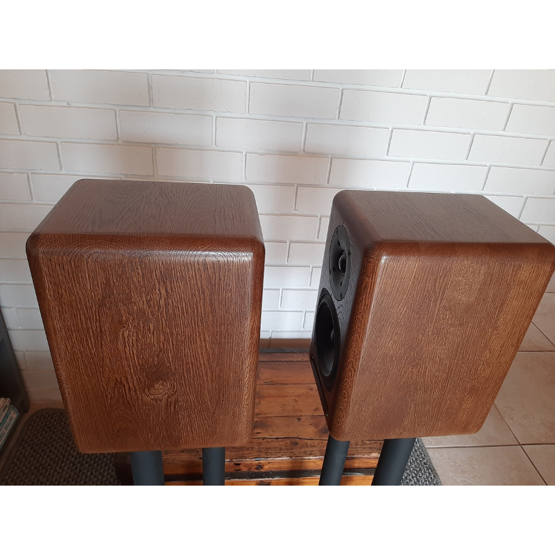 Xavian Perla Exclusiva - Dark Oak Demo Unit