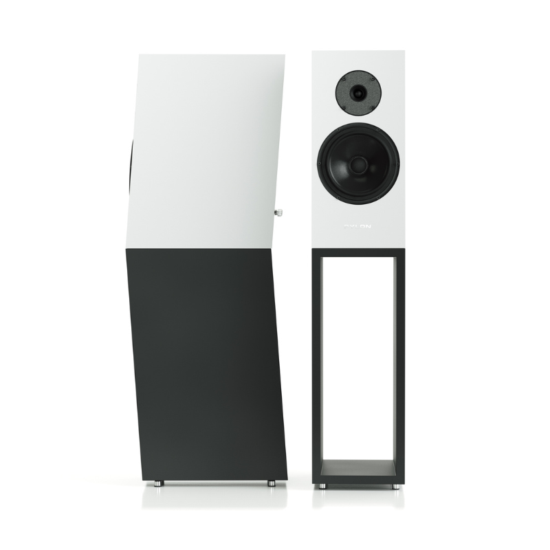 Pylon Diamond  Monitor 18